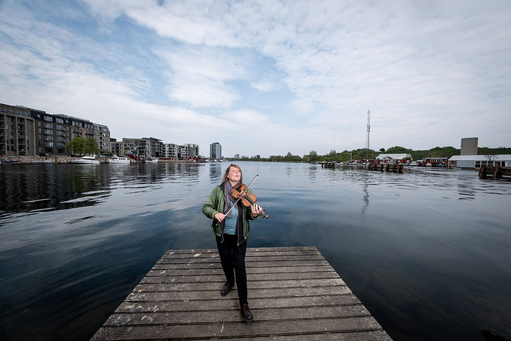 Anne Eltard
Stemmer, Strøm og Støj på Slusen - Skræp & co. på Metropolis, Sydhavnen, København